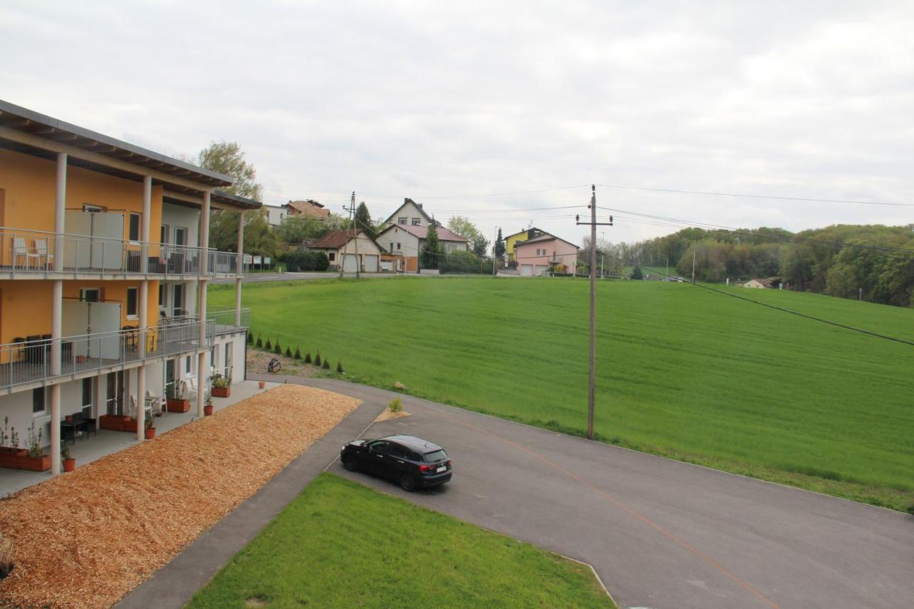 Workers Appartements Kreuzwirt Engerwitzdorf المظهر الخارجي الصورة